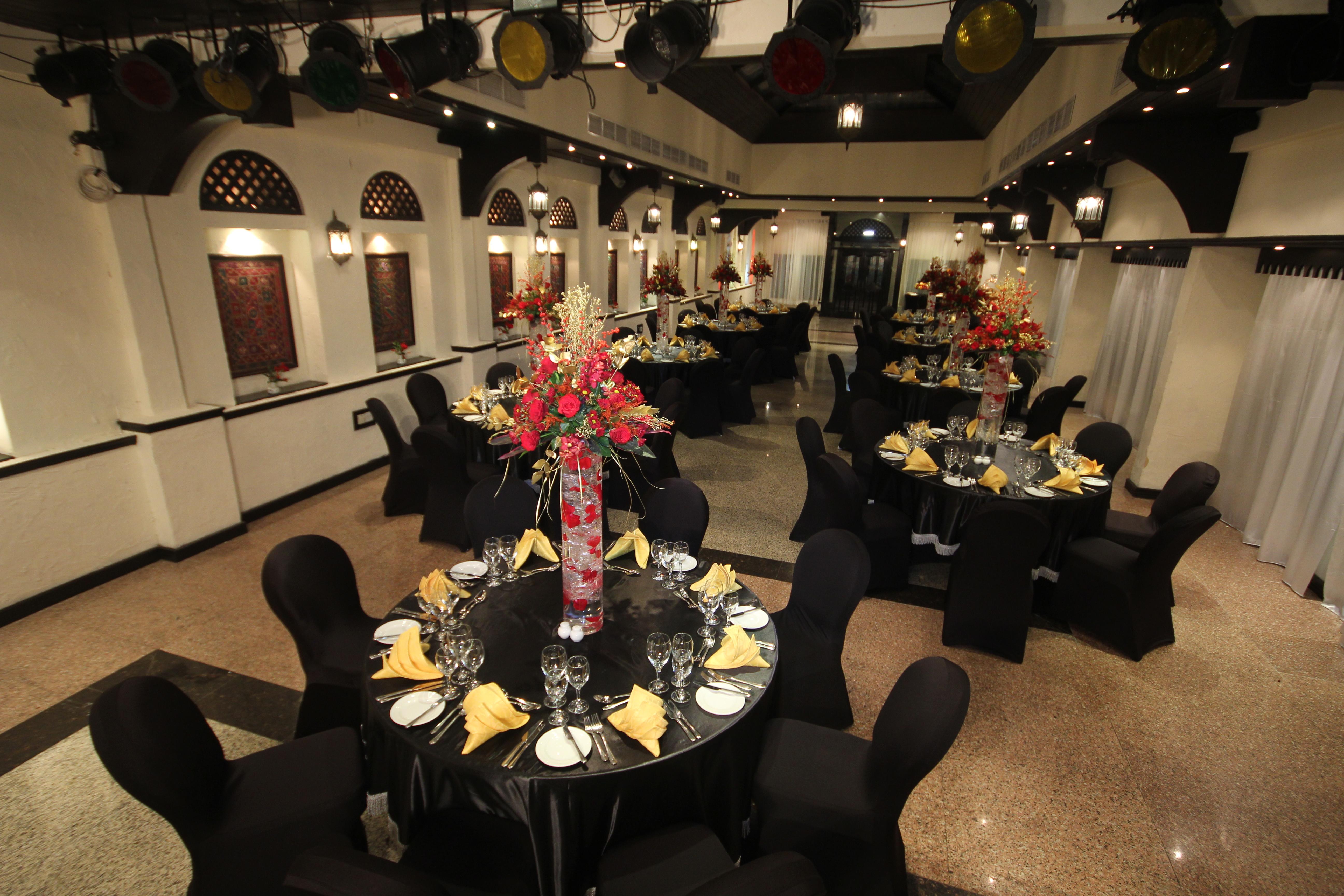 דובאי Arabian Courtyard Hotel & Spa מראה חיצוני תמונה