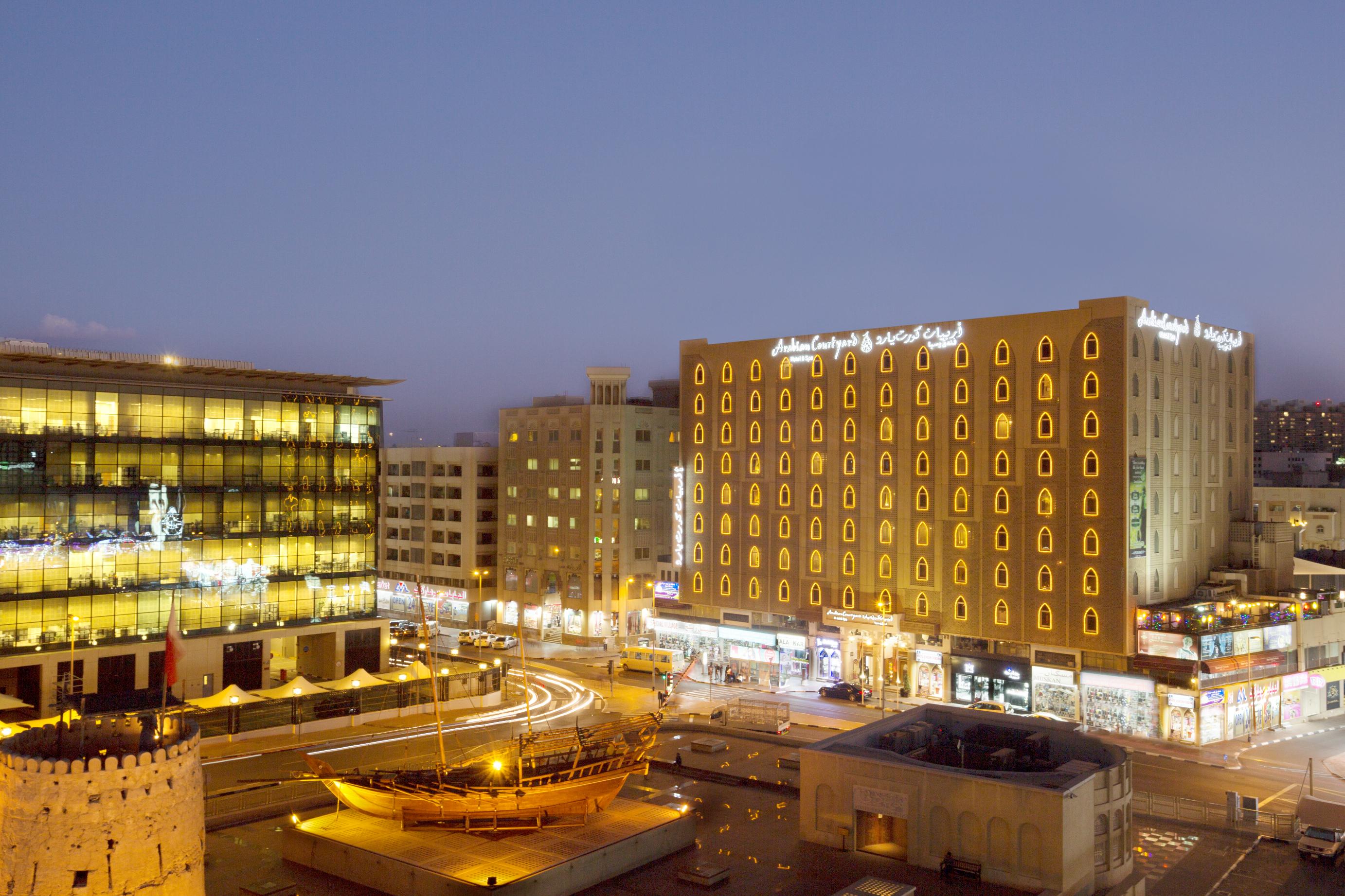 דובאי Arabian Courtyard Hotel & Spa מראה חיצוני תמונה