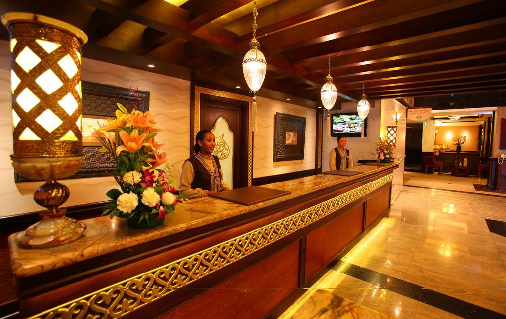 דובאי Arabian Courtyard Hotel & Spa מראה חיצוני תמונה