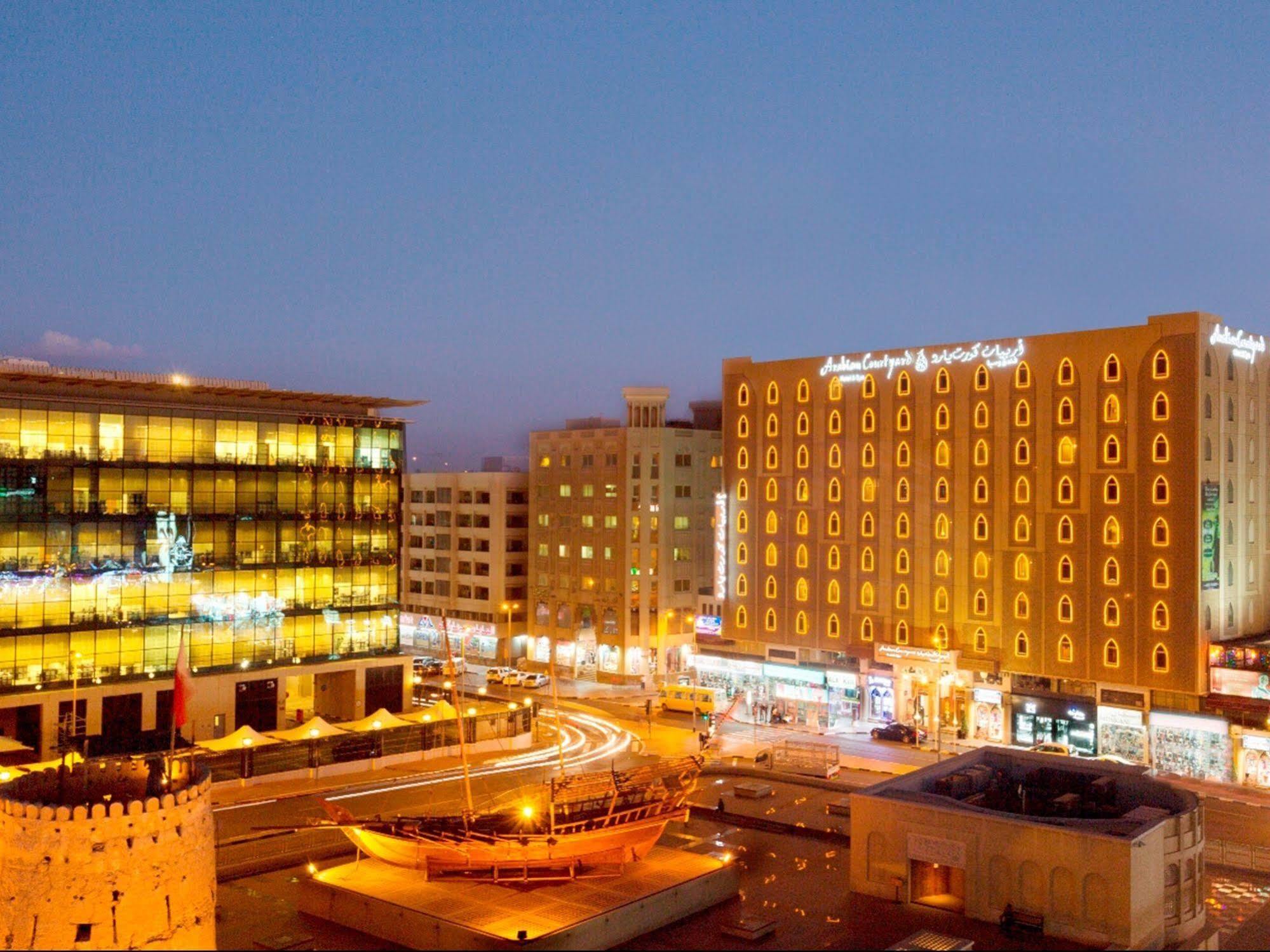 דובאי Arabian Courtyard Hotel & Spa מראה חיצוני תמונה